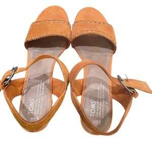 TOMS Women's Wedge Orange Sandals
